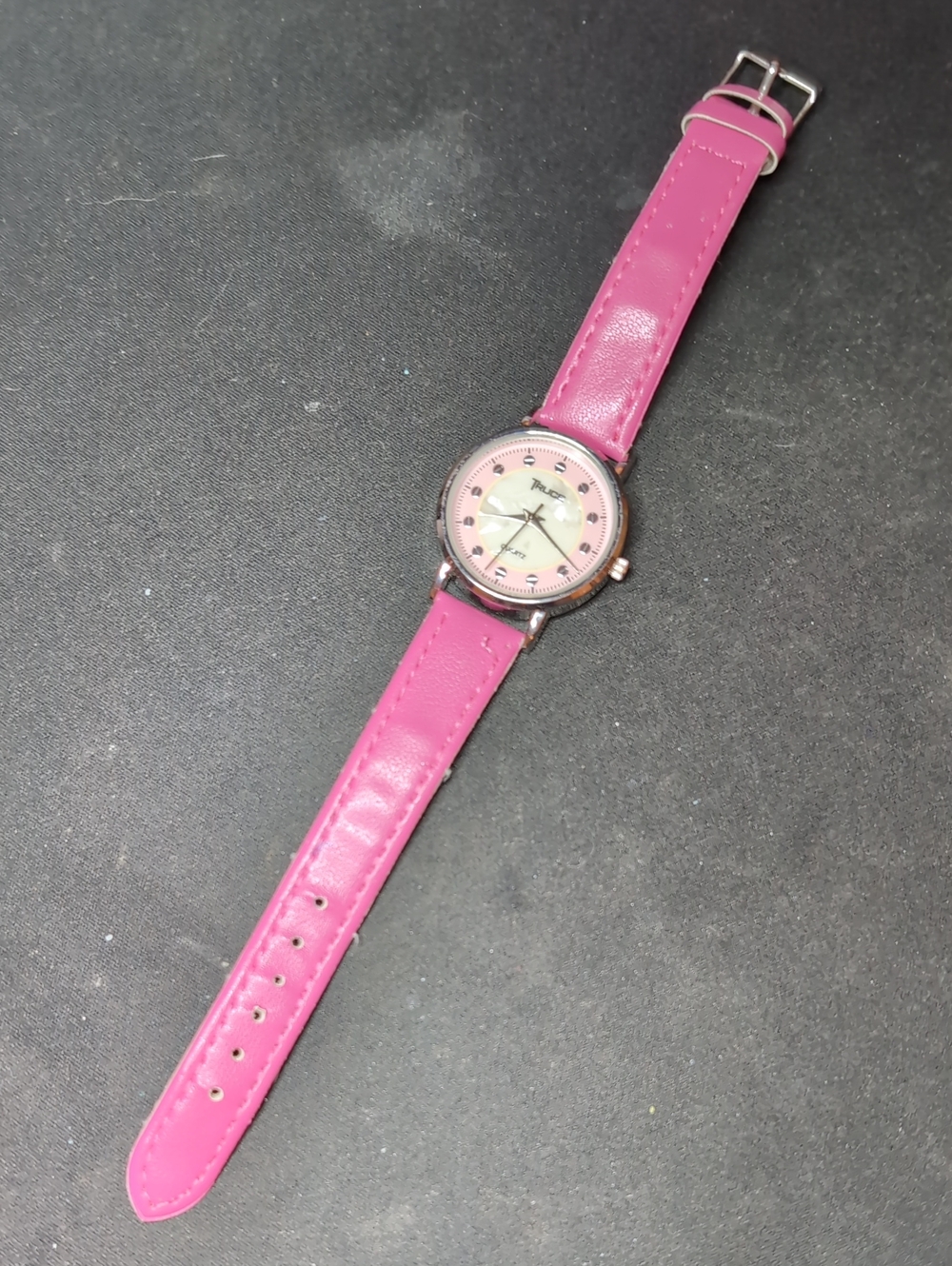 Truce Women's Quartz Wristwatch with Pink Wrist Band